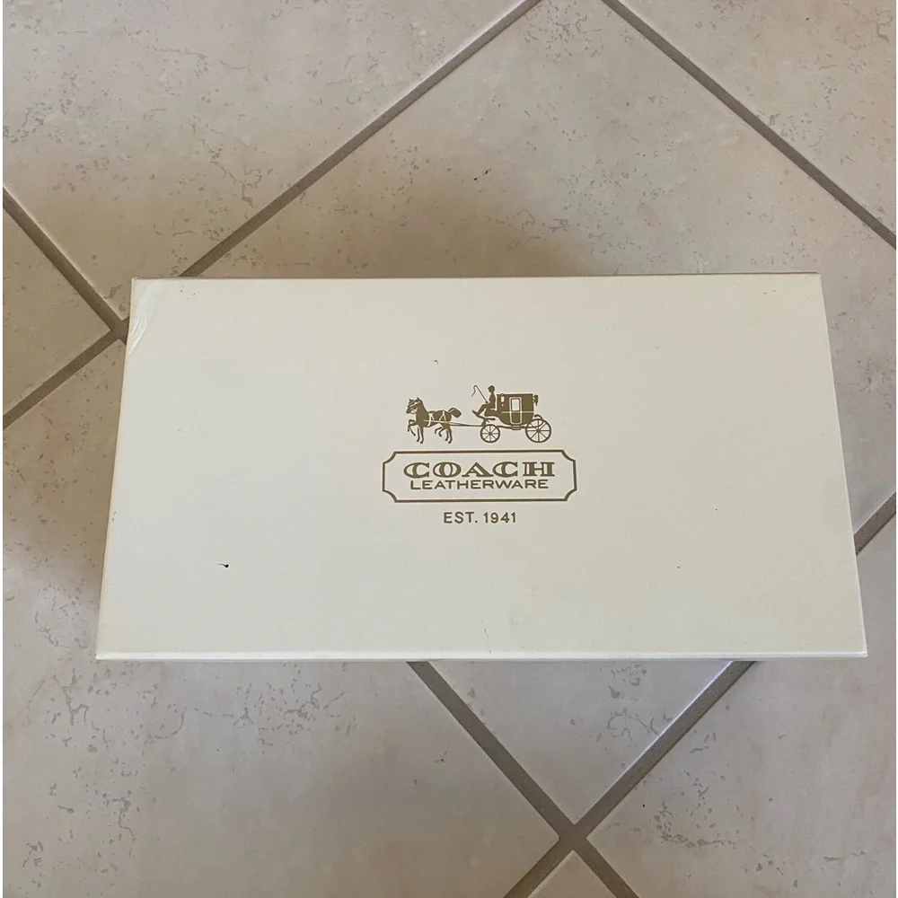 Coach Sandals - Picture 5 of 7
